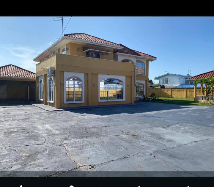 Bel Air Gardens-Detached